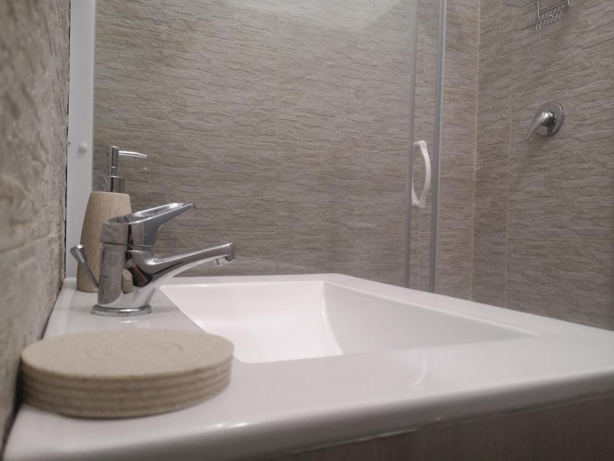 Casadei24 Apartment Guidonia Montecelio ภายนอก รูปภาพ