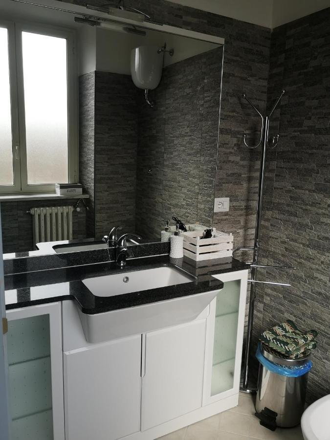 Casadei24 Apartment Guidonia Montecelio ภายนอก รูปภาพ