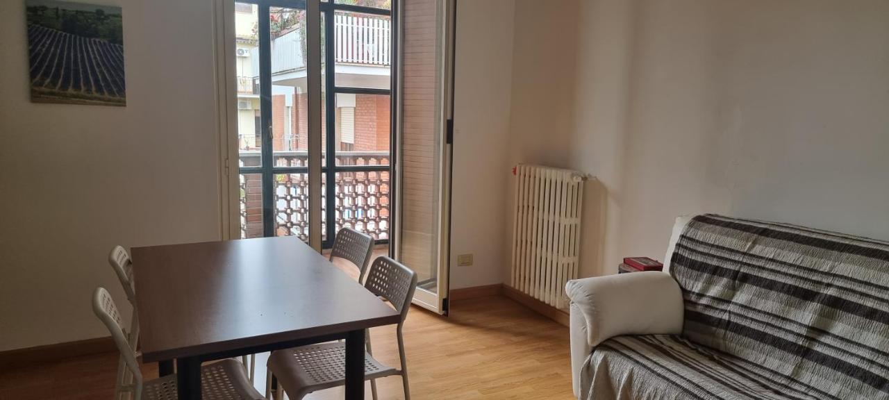 Casadei24 Apartment Guidonia Montecelio ภายนอก รูปภาพ